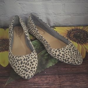 Me too slip on flats  cheetah shoes size 10 NWOT